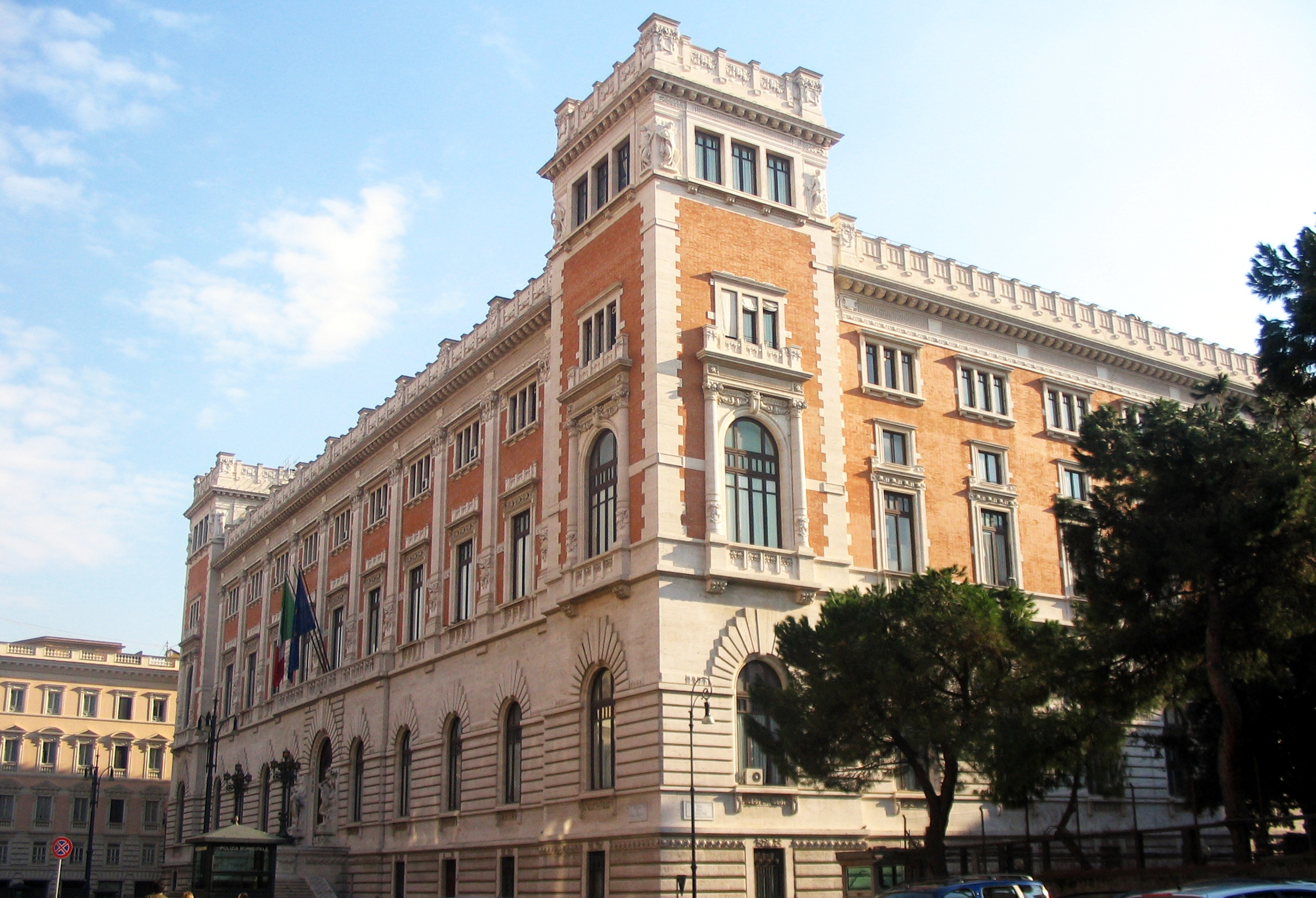 palazzo montecitorio roma